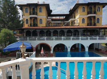 ALTINSARAY HOTEL (3 PLUS STARS), KUSHADASI
