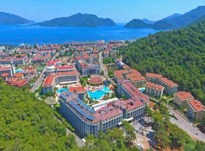 CLUB GREEN NATURE RESORT & SPA (5 STARS), ARMUTALAN