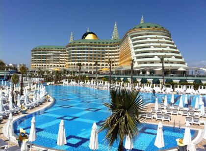DELPHIN IMPERIAL (5 STARS), KUNDU