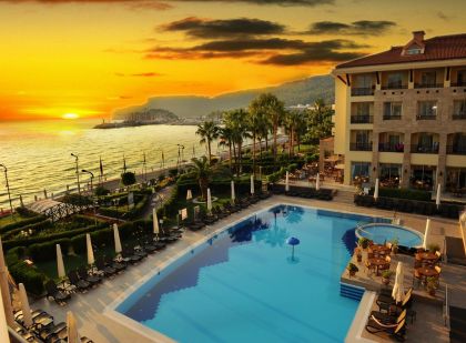 FAME RESIDENCE KEMER (5 STARS), KEMER