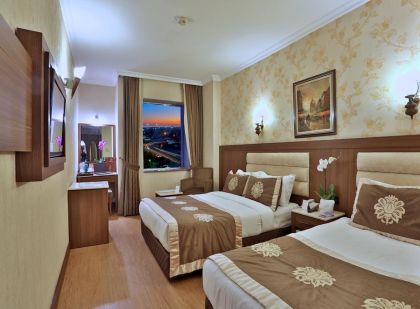 GRAND HILARIUM HOTEL (4 STARS), LALELI