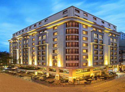 GRAND OZTANIK HOTEL (4 STARS), TAKSIM