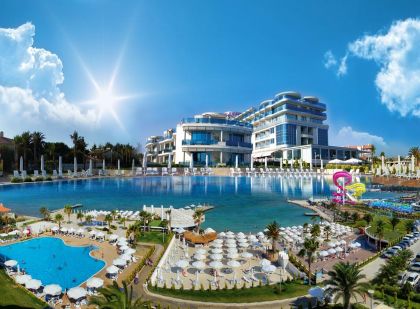 ILICA HOTEL WELLNESS RESORT (5 STARS), CESHME