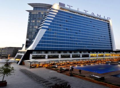 TITANIC BUSINESS BAYRAMPASA HOTEL (5 STARS), BAYRAMPASA