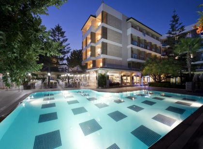 TRENDY SIDE BEACH (4 STARS), SIDE