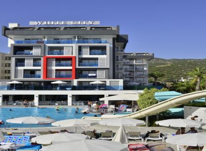 WHITE CITY BEACH (4 STARS), KONAKLI