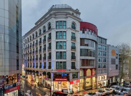 ZAGREB HOTEL