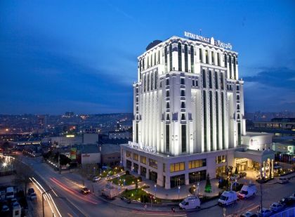 RETAJ ROYALE HOTEL