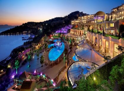 SIANJI WELL BEING RESORT (5 STARS), KADIKALE