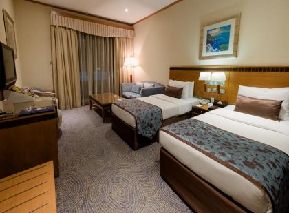 GOLDEN TULIP AL BARSHA HOTEL (4 STARS), AL BARSHA